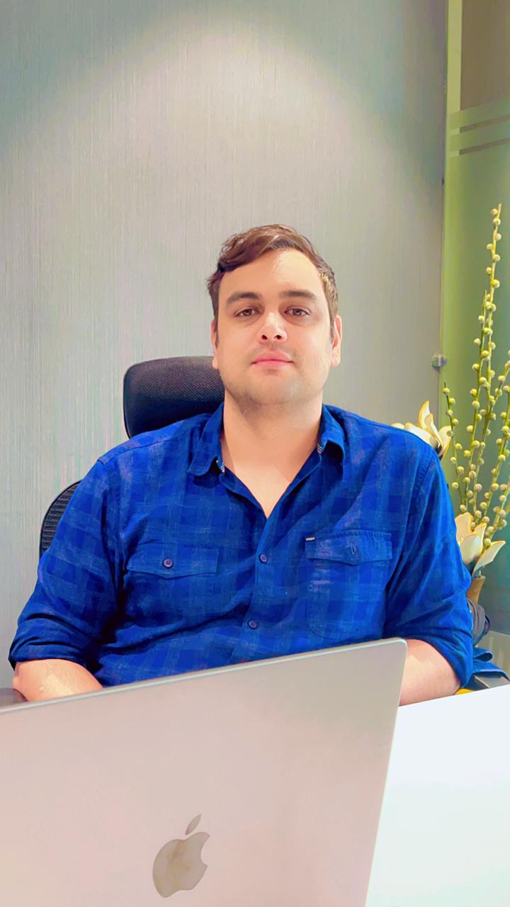 PIYUSH MAHAJAN, team member